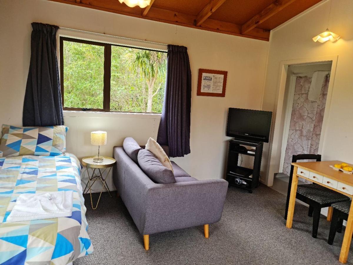 Seabreeze Holiday Park Hotwater Beach Екстер'єр фото